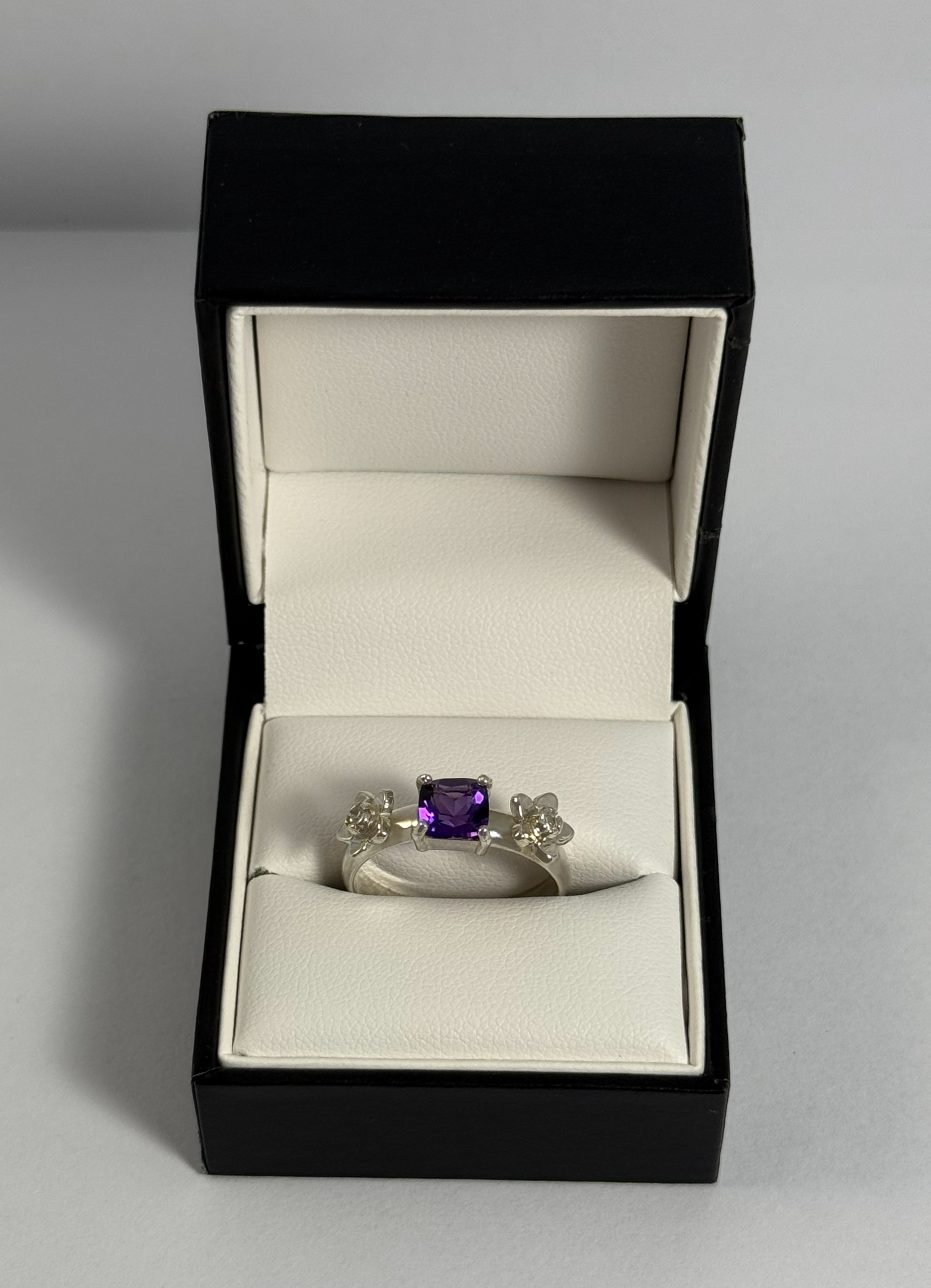 Sakura Ring - Amethyst