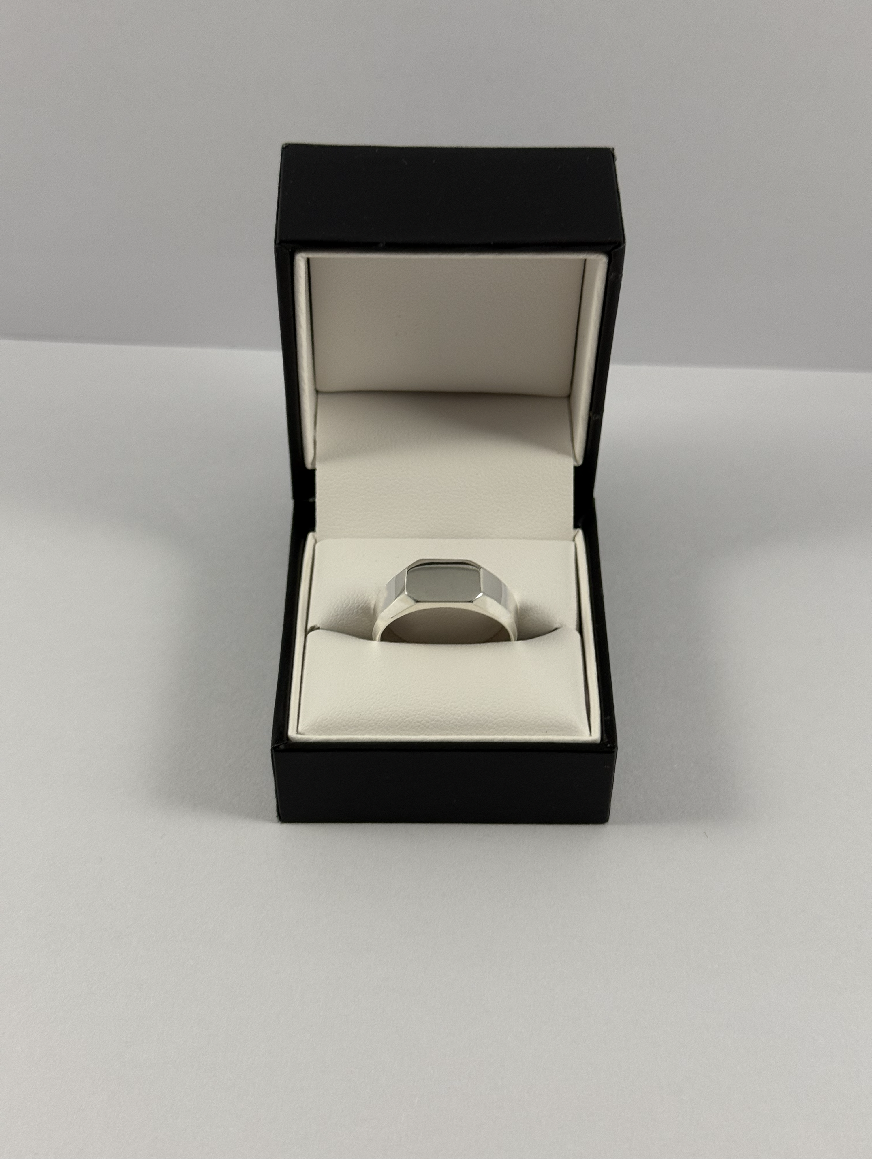 Silver Plain Signet ring